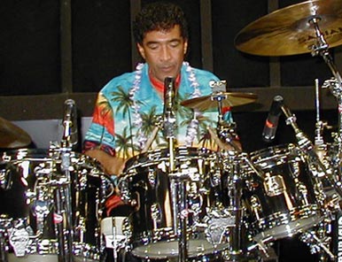 drumsontheweb.com - music from your favorite drummers & percussionists