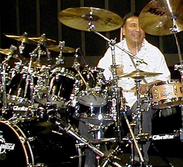 drumsontheweb.com - music from your favorite drummers & percussionists