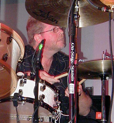 drumsontheweb.com - music from your favorite drummers & percussionists