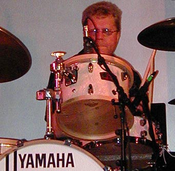 drumsontheweb.com - music from your favorite drummers & percussionists