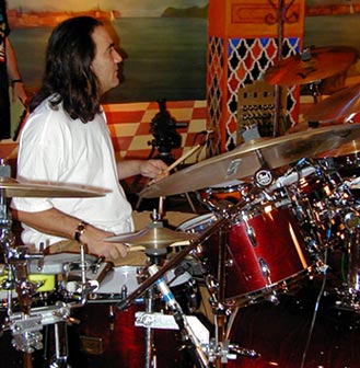 drumsontheweb.com - music from your favorite drummers & percussionists