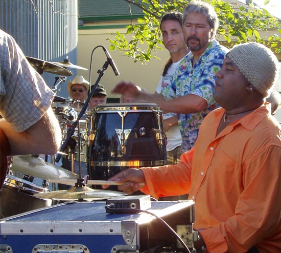 DrumsOnTheWeb.com - Your favorite music for drummers and percussionists!