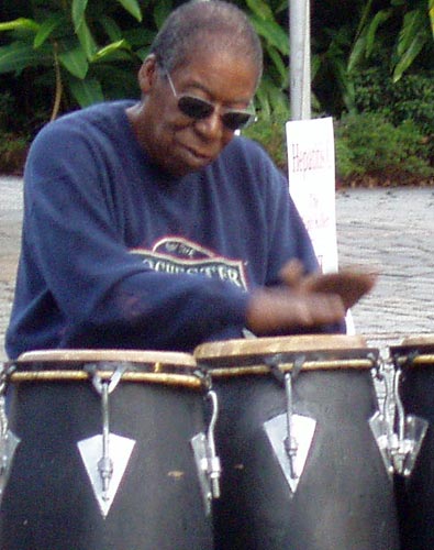 DrumsOnTheWeb.com - Your favorite music for drummers and percussionists!