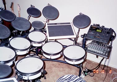 DrumsOnTheWeb.com - Download your favorite music for drummers and percussionists!