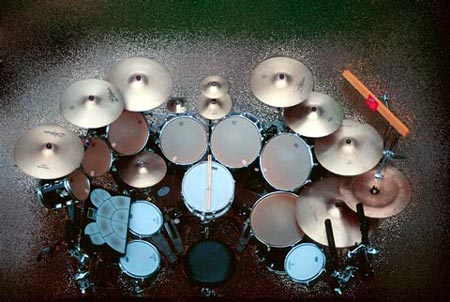 DrumsOnTheWeb.com - Download your favorite music for drummers and percussionists!