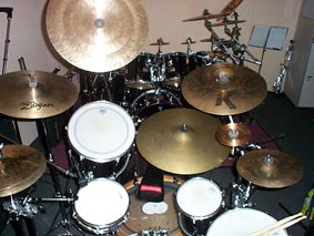 DrumsOnTheWeb.com - Download your favorite music for drummers and percussionists!