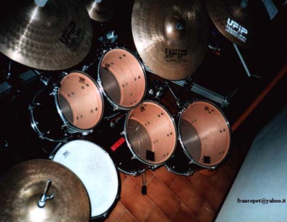 DrumsOnTheWeb.com - Download your favorite music for drummers and percussionists!