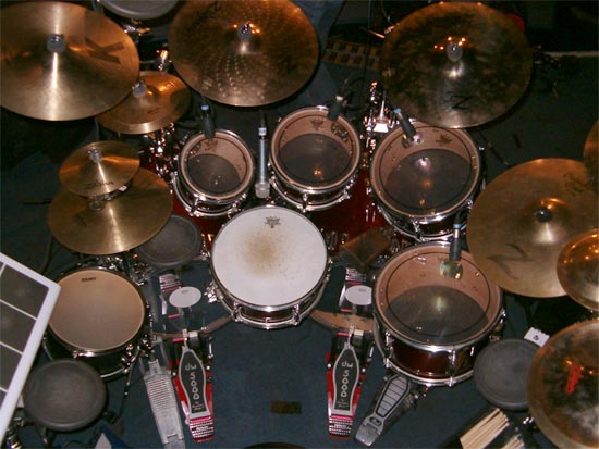 DrumsOnTheWeb.com - Download your favorite music for drummers and percussionists!