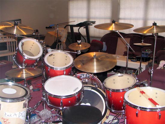 DrumsOnTheWeb.com - Download your favorite music for drummers and percussionists!