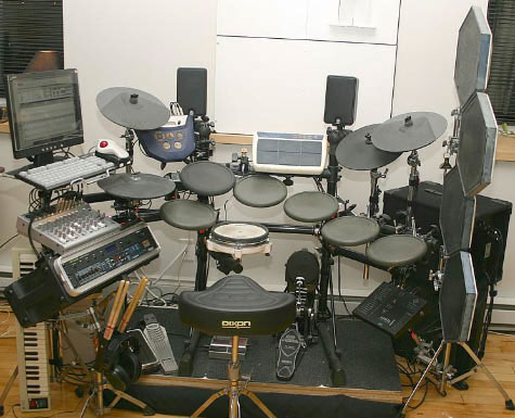 DrumsOnTheWeb.com - Download your favorite music for drummers and percussionists!