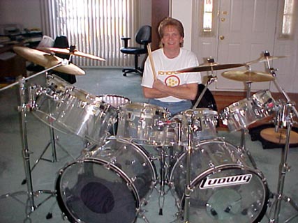 DrumsOnTheWeb.com - Download your favorite music for drummers and percussionists!