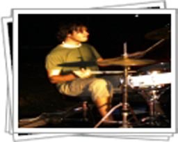 DrumsOnTheWeb.com - Download your favorite music for drummers and percussionists!