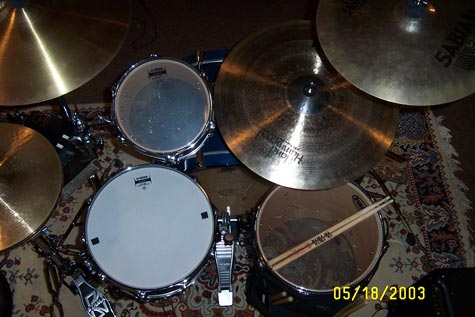 DrumsOnTheWeb.com - Download your favorite music for drummers and percussionists!