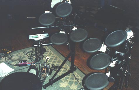 DrumsOnTheWeb.com - Download your favorite music for drummers and percussionists!