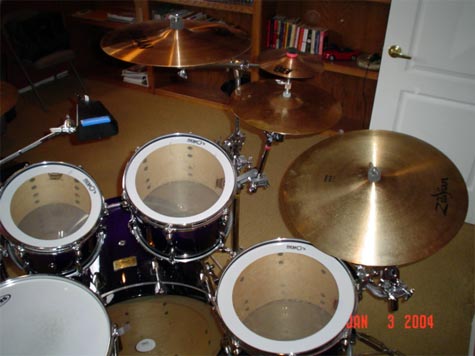 DrumsOnTheWeb.com - Download your favorite music for drummers and percussionists!