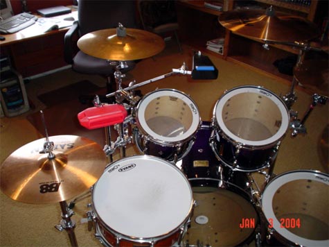 DrumsOnTheWeb.com - Download your favorite music for drummers and percussionists!